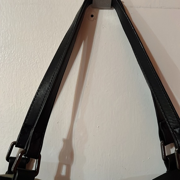 Burberry Buckleigh Tan nylon tote - Picture 9 of 16